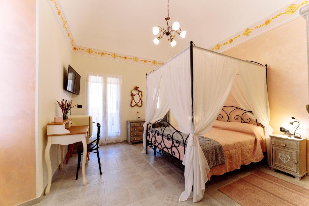 Come Nelle Favole The Classic B&B Toirano Eksteriør bilde