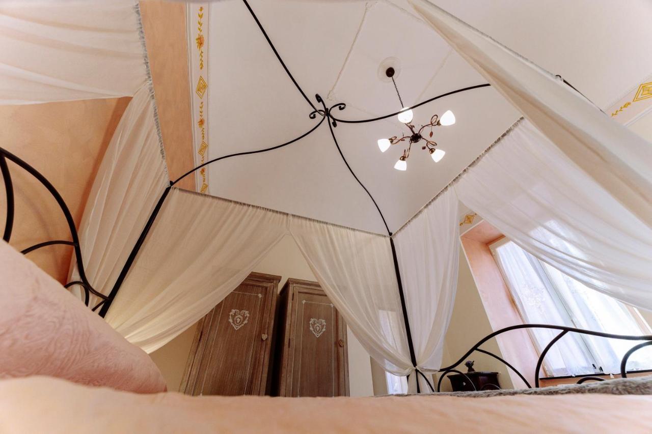 Come Nelle Favole The Classic B&B Toirano Eksteriør bilde