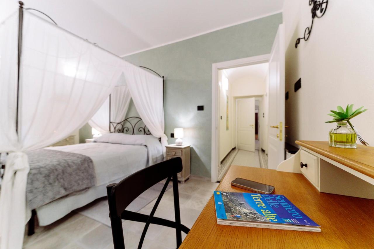Come Nelle Favole The Classic B&B Toirano Eksteriør bilde